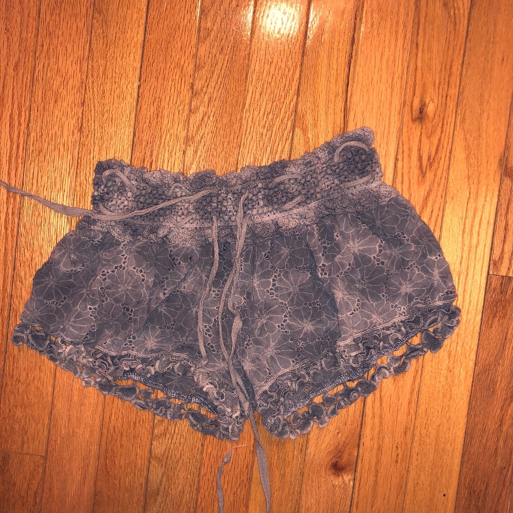SURF GYPSY FLOWY SHORTS